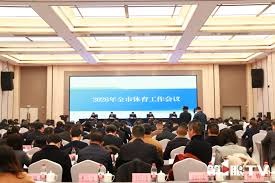 中国足球系统之谜 李铁是怎样炼成的
